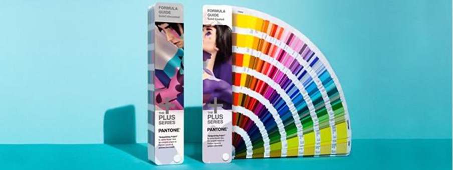 Pantone waaier met alle pantone kleuren