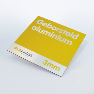 Geborsteld Aluminium